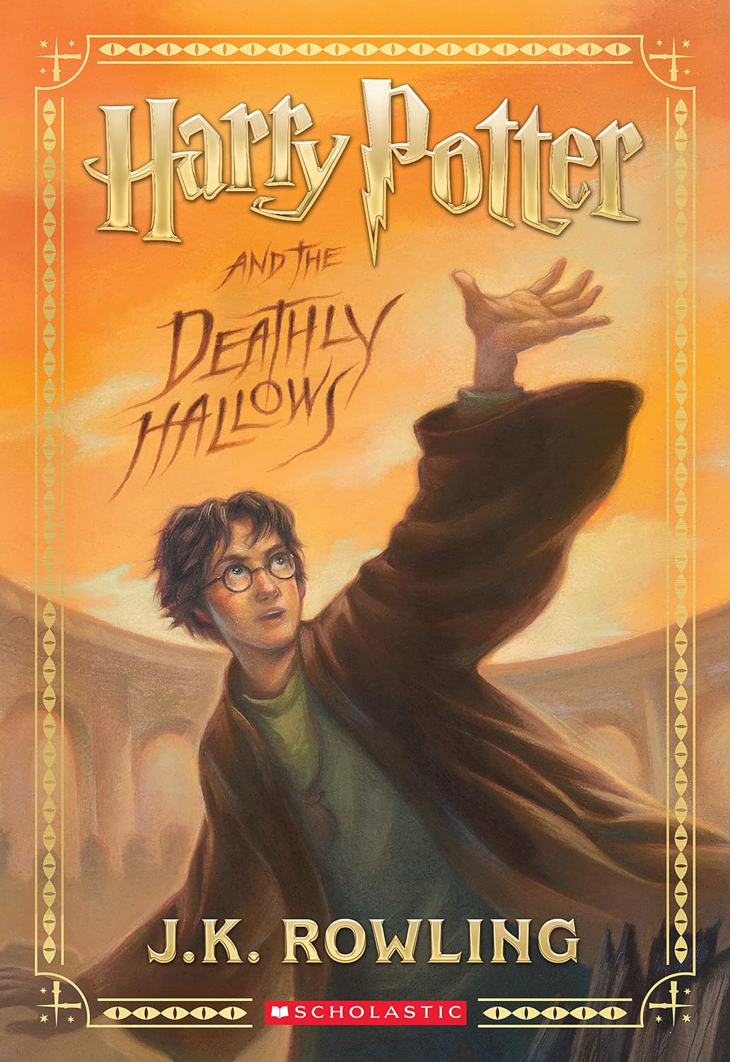 Harry Potter and the Deathly Hallows (Harry Potter Series #7)